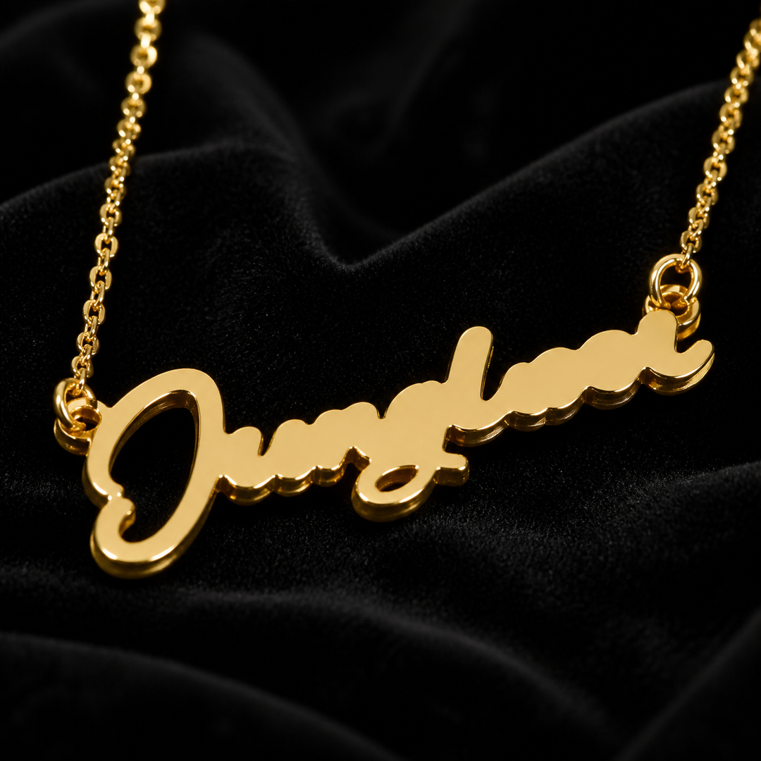 Custom Name Necklace - 925 Sterling Silver - close-up detail - Tarashya Jewels
