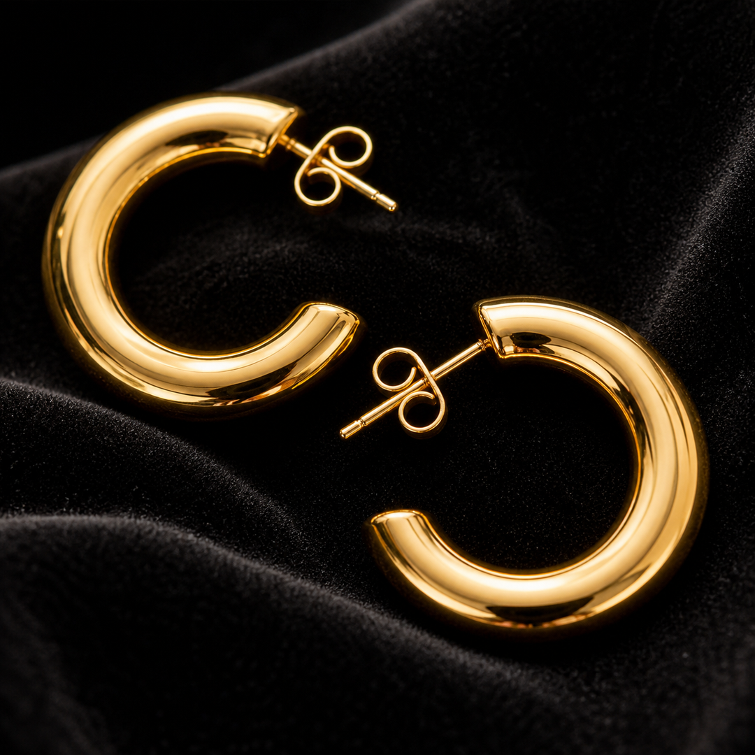 25 mm C-Shaped Hoop Earrings - Gold-Plated Brass - close-up detail - Tarashya Jewels