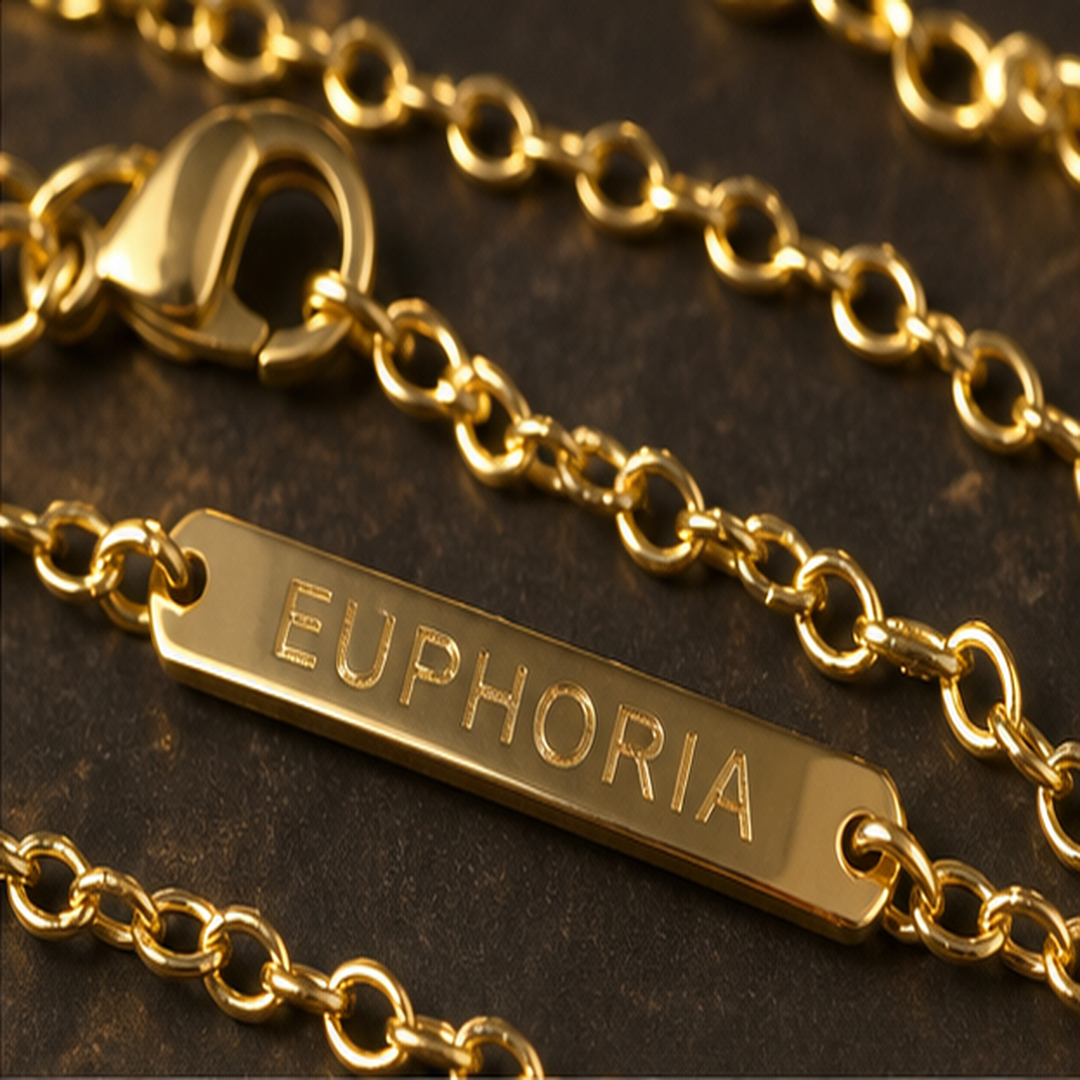Custom Laser Bar Bracelet - 925 Sterling Silver - close-up detail - Tarashya Jewels