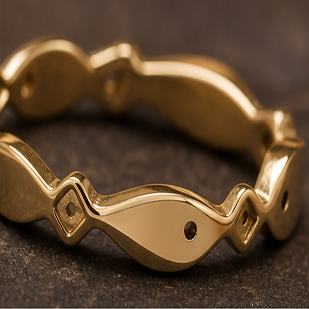 Fish School Dainty Ring - Brass - close-up detail - Tarashya Jewels