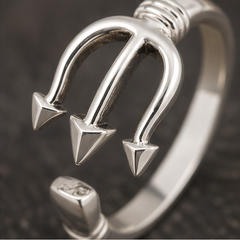 Trident Ring - 925 Sterling Silver - close-up detail - Tarashya Jewels