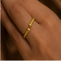 Adjustable Rope Ring - Brass - on-model detail - Tarashya Jewels