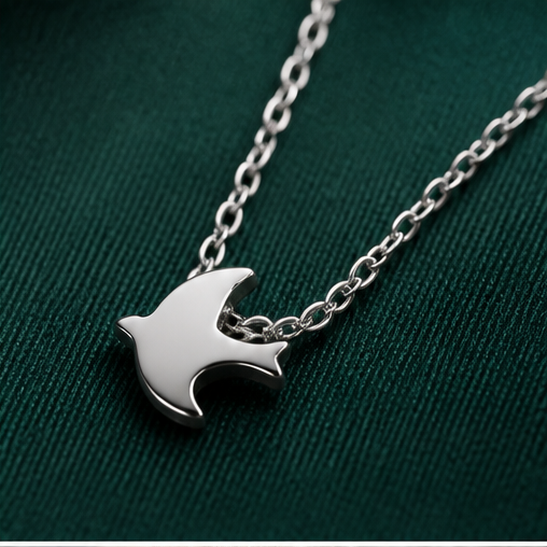 Dainty Bird Necklace - 925 Sterling Silver - close-up detail - Tarashya Jewels