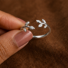 Adjustable Leaf Ring - 925 Sterling Silver - hand-held scale view - Tarashya Jewels